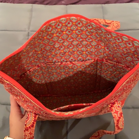 Vera Bradley Medium Tote Bag - Picture 5 of 5